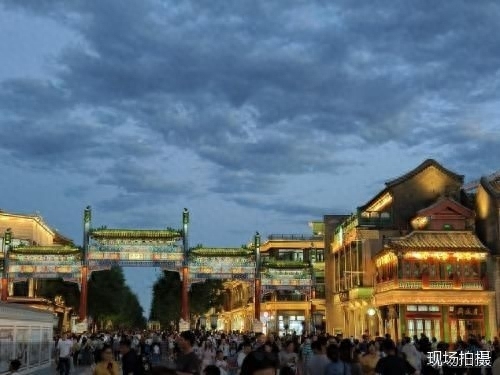 “双节”迎高峰！北京预计接待游客达1283万人次 已成全国最火旅游目的地