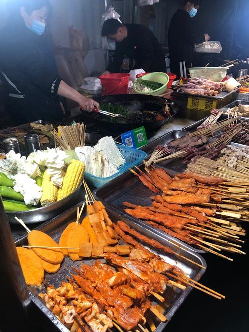 路邊攤食品隱患頻現(xiàn)該如何保障安全,？保障路邊攤食品安全的措施