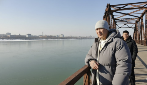 台网红“馆长”感受沈阳人民的热情 东北烧烤啤酒迎宾