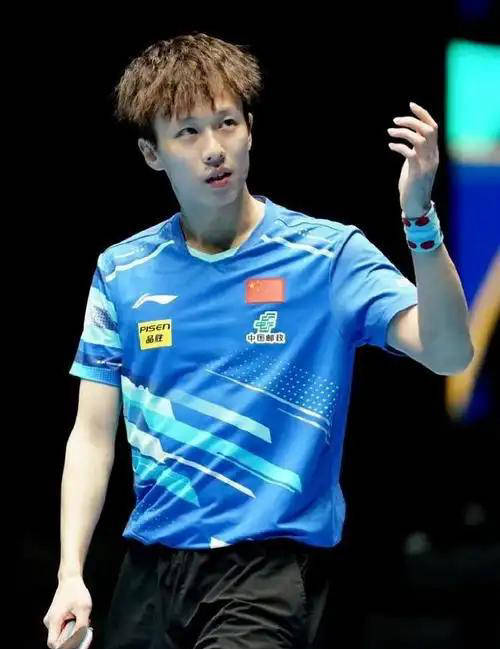 林高远抵达德国 为荣耀典礼归来