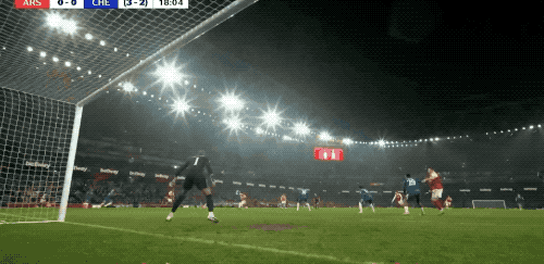 0-1！德比大战惨遭旧将97分钟绝杀 11.6亿豪门5连胜终结无缘决赛 蓝军止步半决赛