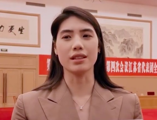 张雨霏谈职场年事天花板：尽可能地延伸我方的指导寿命