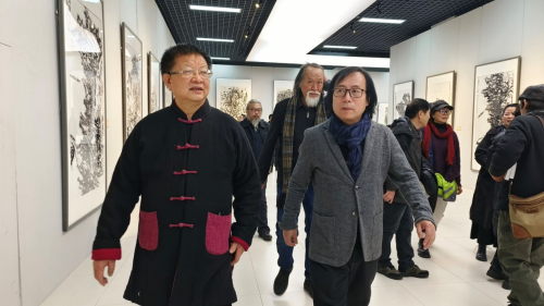 中国国家画院开展当代八大名家焦墨山水——专访荣宝斋画院院长唐辉：我的画没根据(图8)