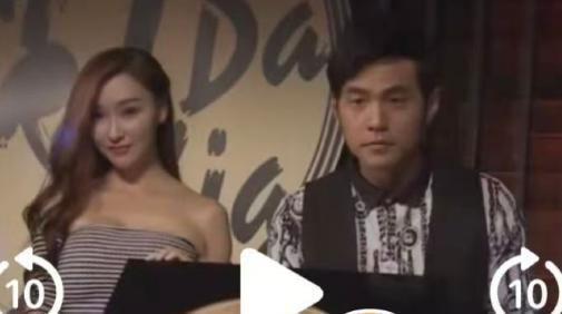 周杰伦晒打网球图 配文：照打 回应私生子传闻