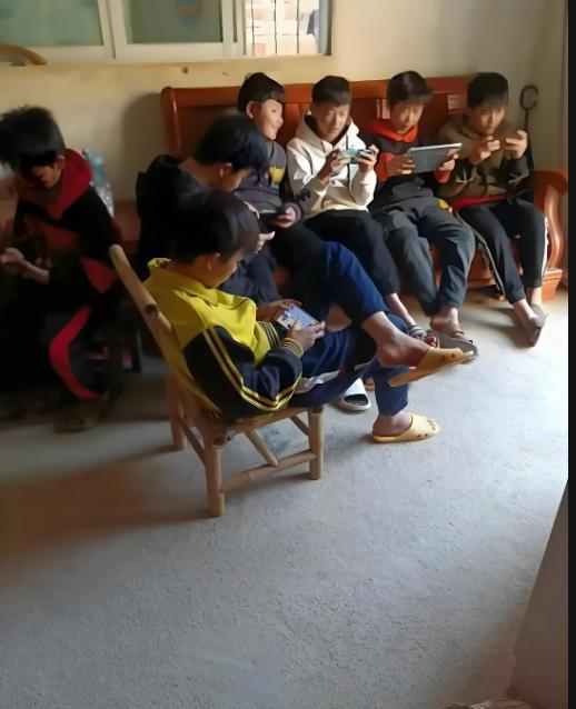 反网游家长全国奔走苦盼孩子回归
