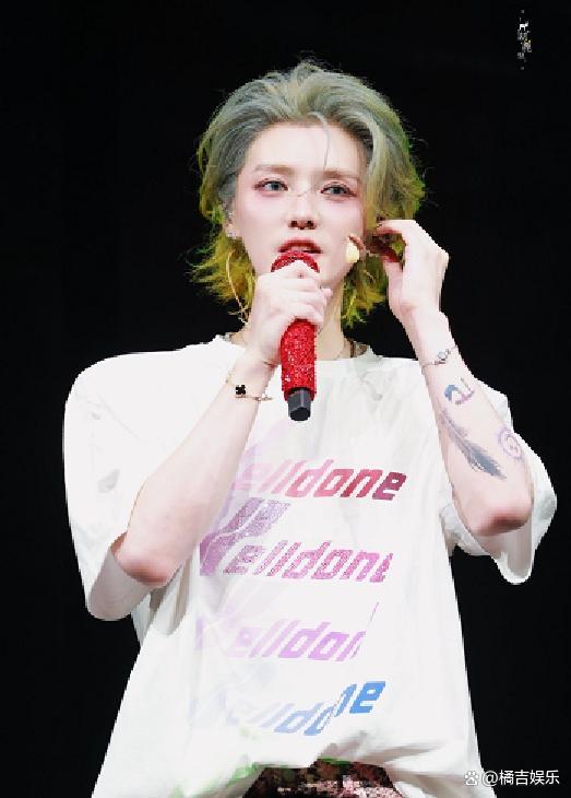 鹿晗与邓超约饭 变脸速度超快 友谊长存引热议