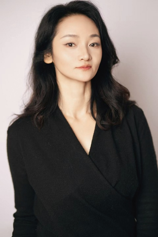 罗寒蕾、于理、罗玉鑫、陈川、林凯虹“广东工笔画的发展生态与审美追求”讲座在山东艺术学院举行
