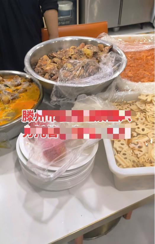 托管班给孩子吃变质食材：肉是臭的 家长愤怒举报