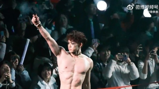 东南大学跨年晚会火爆网络 被网友称为“招生简章级”晚会