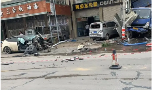 特斯拉召回超40万辆电动汽车