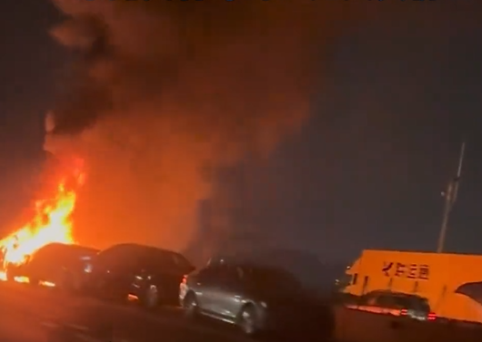 官方回应广深沿江高速多车连撞