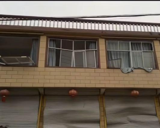 安徽亳州一廢棄小學(xué)附近發(fā)生爆炸 疑似銷(xiāo)毀煙花引發(fā)