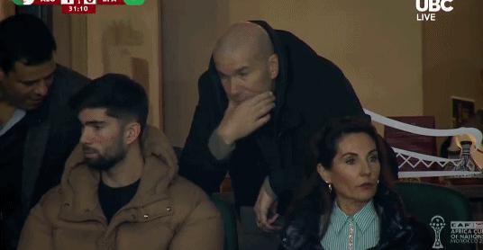 齐达内见证！27岁儿子立功：2场零封 提前出线 创29年纪录 阿尔及利亚新门神