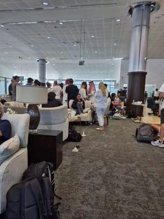 牛弹琴:迪拜航空客机事故的8个细节 高空惊魂揭秘