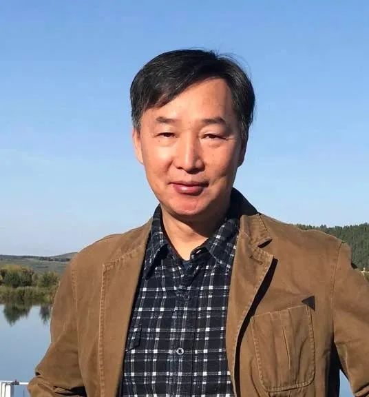 桂行创·随笔二则丨创作者大抵都是被痛苦和快乐裹挟着艰难前行并乐此不疲