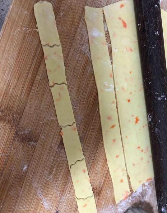 紫薯南瓜超好吃，减脂也能大口吃，蝴蝶面不加水香甜到飞起