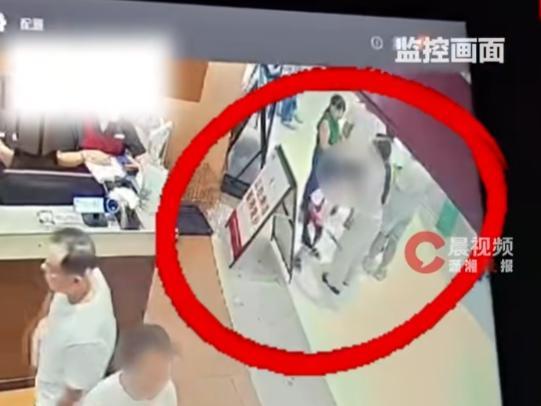 女子称被4岁男童摸臀准备提起诉讼
