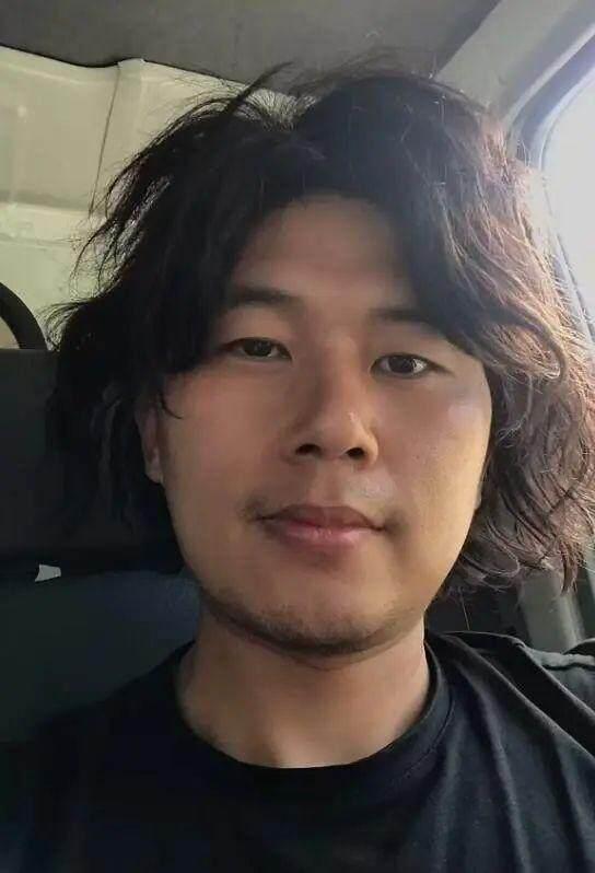 机车网红尾巴哥车祸去世 特技车手生涯戛然而止