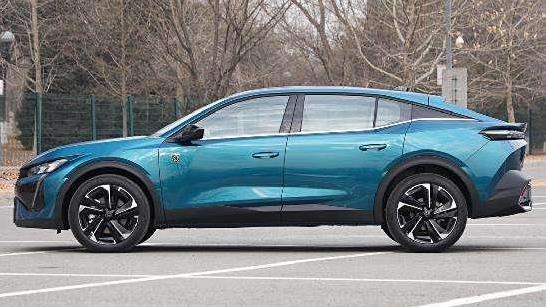 开啥车活啥样,标致408X让你与众不同?