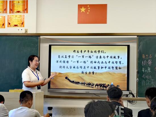 “主题教育”遇上“素质拓展”,华师大实践队走“新”更走“心”