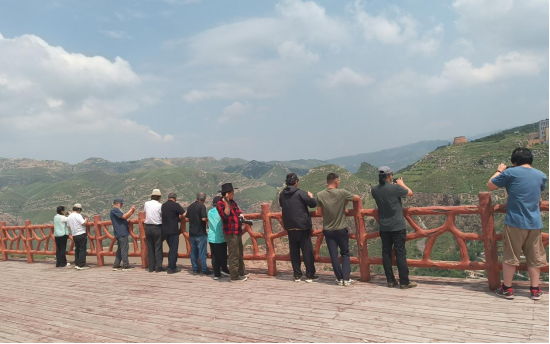 “走遍中国”采风黄河古渡口:赏自然胜景,寻黄河文脉