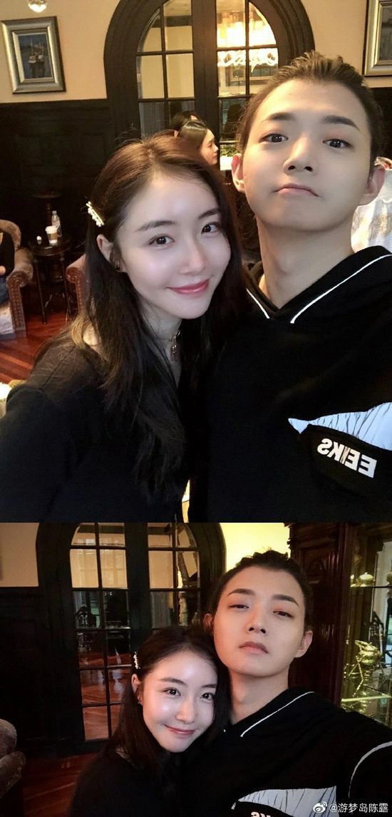 陈露发聊天记录后霍尊亮相机场 父亲火风亲自接机