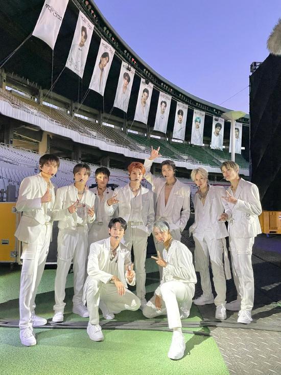 nct 127印尼演唱会现场突发意外 30名观众晕厥送医_中华网