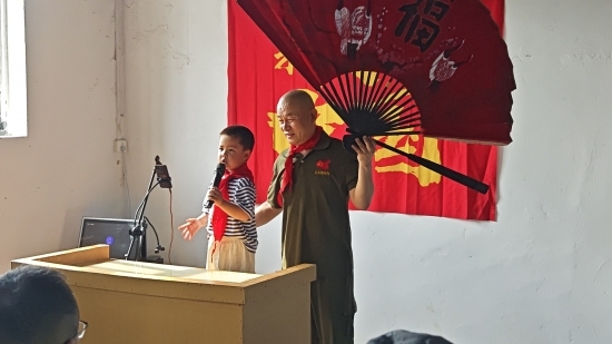 银发赤心续薪火、童心逐梦迎六一