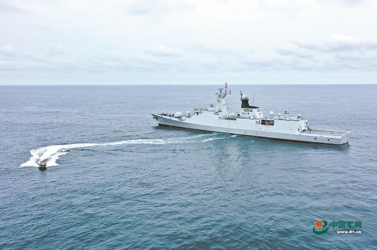 战舰蹈浪 鏖战大洋：海军某护卫舰支队组织实战化训练