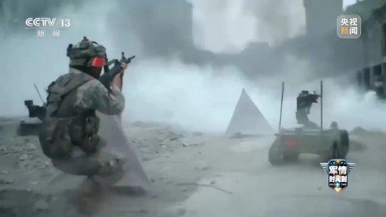 东风-26D从北极飞南极不到3个半小时 高超声速武器亮相阅兵