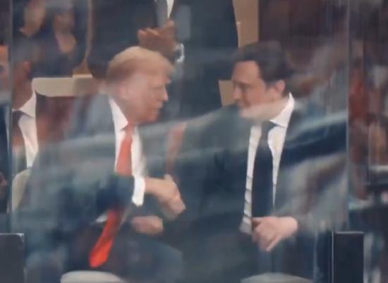 特朗普马斯克在柯克追悼会握手 昔日挚友重逢