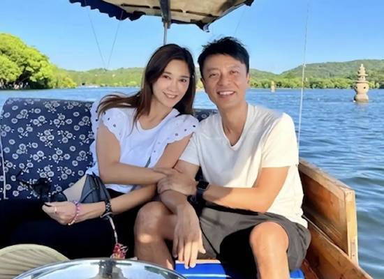 李克勤回应岳父和妻弟断绝关系 家庭困扰引关注