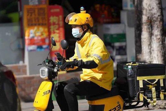 騎手談電動車新國標 安全與效率的博弈