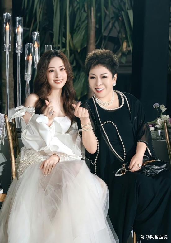 向太晒第一次为郭碧婷拍的照片