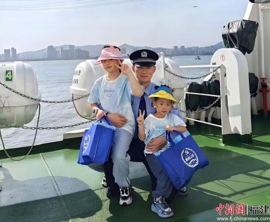 父亲节来听他们的心里话 警营里的真挚告白