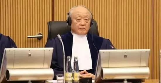 既然日本曾经不得不放弃领海,现在也应放弃冲之鸟礁及相关权益! 用过硬方式讲道理