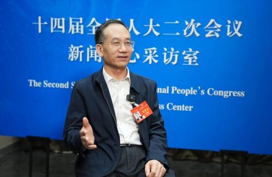 河南证监局原局长牛雪峰被查 接受纪律审查和监察调查