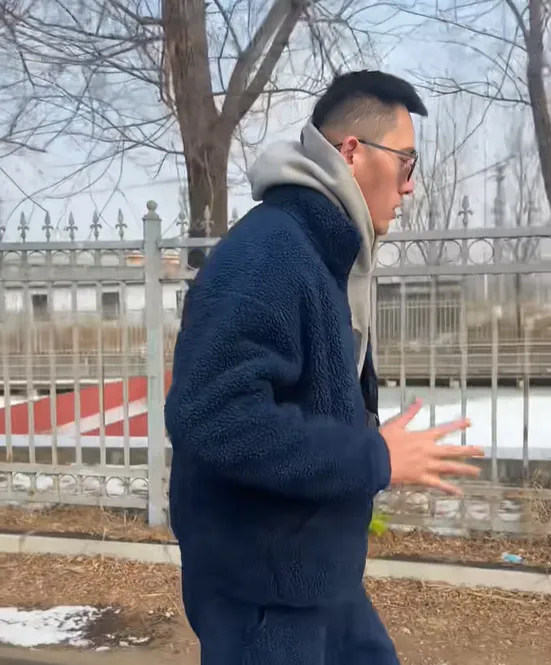 三次开颅、右眼失明、半脸面瘫！30岁抗癌北体大小伙，成了无数人的光 笑对命运的玩笑