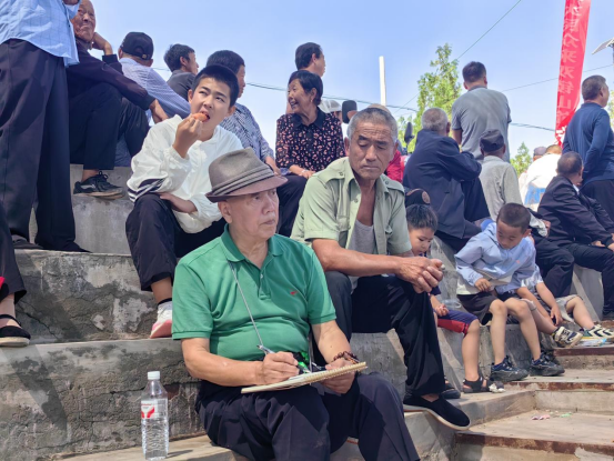 走遍中国：陕北庙会，民俗和艺术来了一场欢乐“约会”