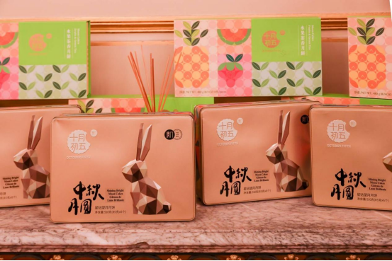 法国大眷属协会于十月一号在巴黎主理“拿破仑亚洲盛筵盛宴”携各大眷属邀两岸三地本族共谱团圆乐章