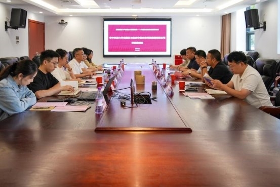 中航未来丨携手华中科技大学出版社 布局十五五AI数智教材与低空经济