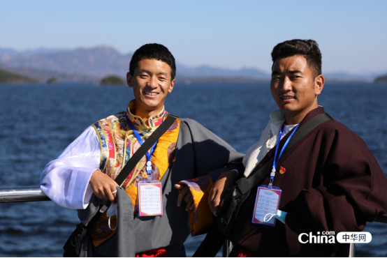 西藏基层干部赴京参观学习班第二期学员考察密云新农村