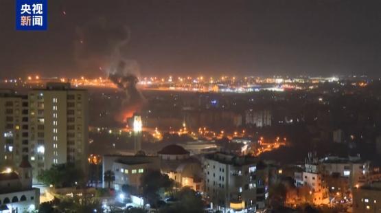 美军对伊石油出口枢纽猛烈空袭 特朗普宣布行动成果