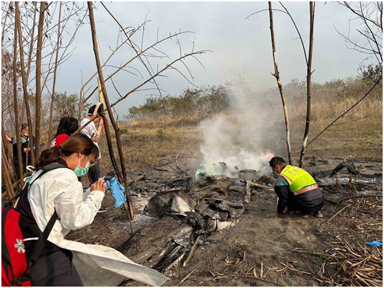 台媒：彰化县一架轻型飞机坠机，机上2人死亡，飞机坠机原因及责任归属尚待调查