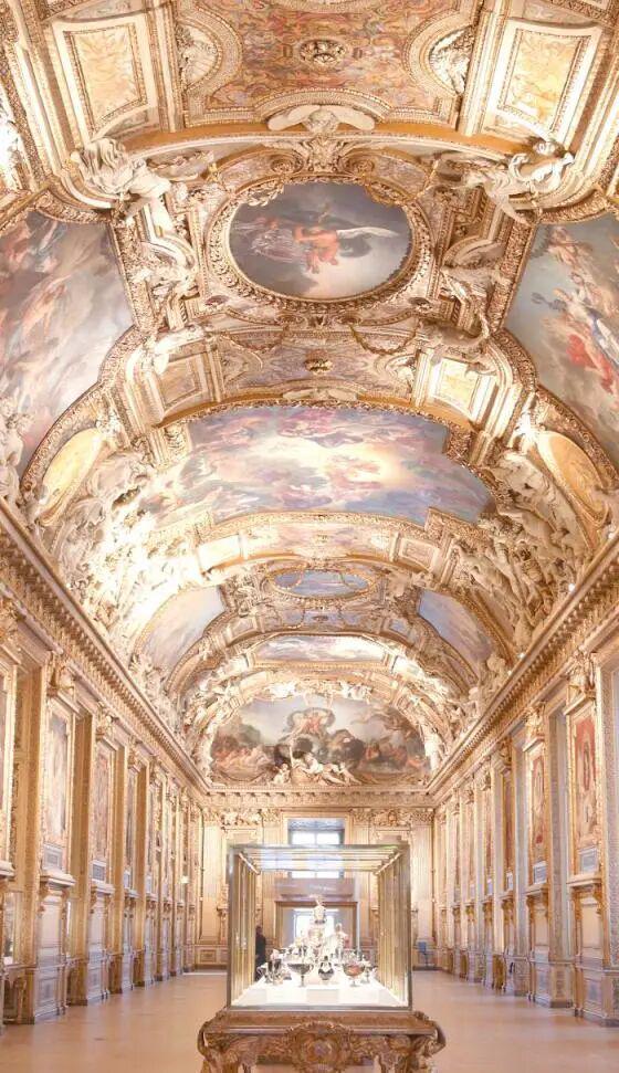 卢浮宫失窃引安保质疑