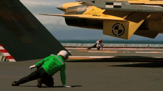 海军舰载航空兵部队13岁生日快乐 13载奋飞逐梦