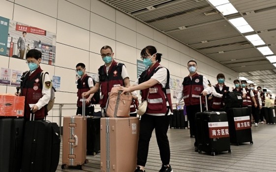内地医护人员抵达香港