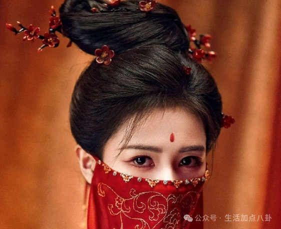 白鹿回应唐宫奇案热度6500 最后一部高强度打戏