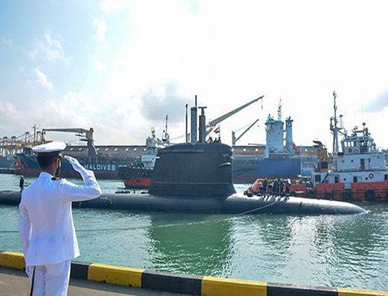 印度派一艘潜艇抵达斯里兰卡 印媒炒作“击败中国”
