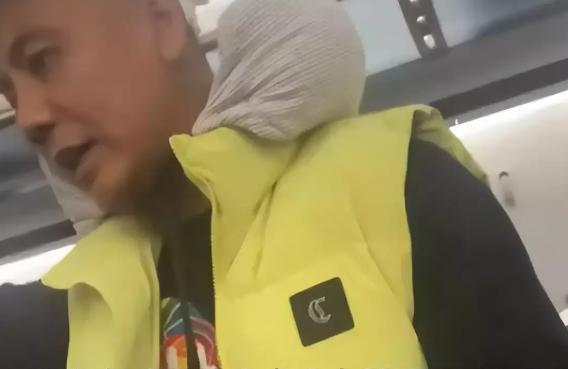 高铁掌掴事件大哥找到了 热心发声：回应尽显东北人的豪爽